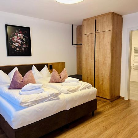 Alpenstolz Damuels Haus 4 - Stilvoll Urlauben In Den Bergen Apartment Bagian luar foto