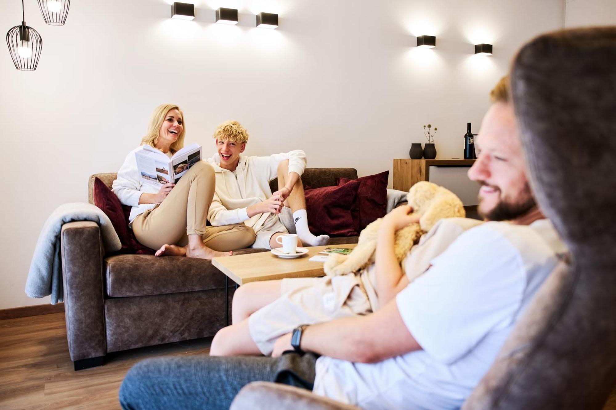 Alpenstolz Damuels Haus 4 - Stilvoll Urlauben In Den Bergen Apartment Bagian luar foto