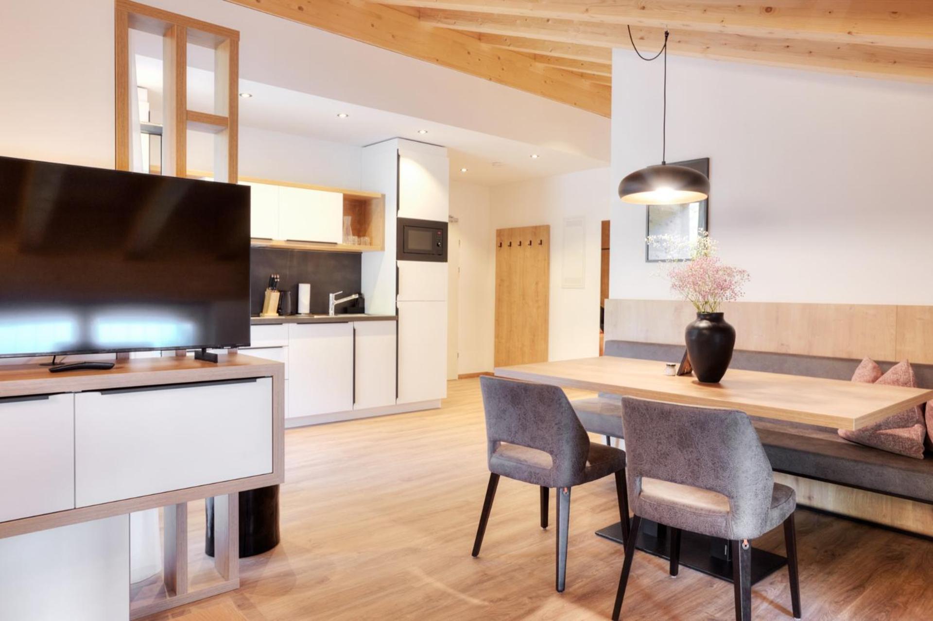 Alpenstolz Damuels Haus 4 - Stilvoll Urlauben In Den Bergen Apartment Bagian luar foto